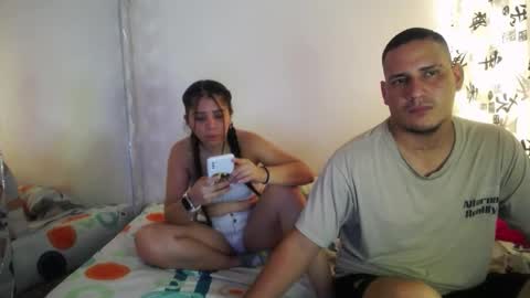 Snapshot of couplexxx5 chatting on January 2025 06:46:01 PM luis and models online show from January 2025 06:46:01 PM