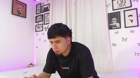 Juli and Liam online show from December 2024 07:47:02 AM