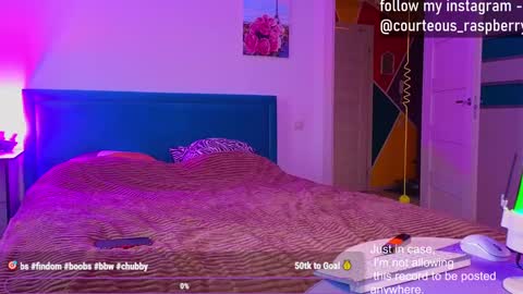 Snapshot of courteous_raspberrrry chatting on January 2025 09:22:02 AM Rose Roys my  online show from January 2025 09:22:02 AM