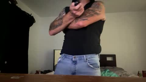 Snapshot of coxcummins7 chatting on October 2025 01:14:02 AM coxcummins7 online show from October 2025 01:14:02 AM