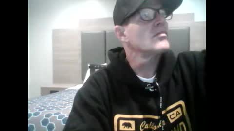 Snapshot of crackback927 chatting on January 2025 07:37:01 AM crackback927 online show from January 2025 07:37:01 AM