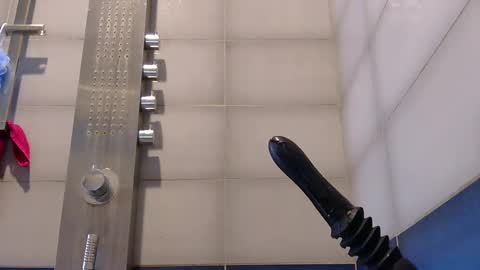 Snapshot of cracker8181 chatting on December 2024 04:17:01 PM cracker8181 online show from December 2024 04:17:01 PM