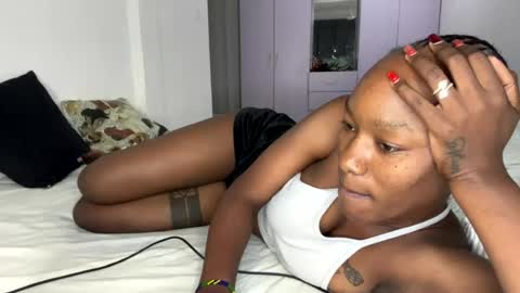 Snapshot of crave_meslowly chatting on August 2026 03:53:02 AM Taliee online show from August 2026 03:53:02 AM