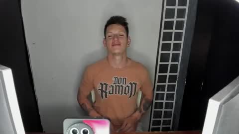 crazy_acouple_donpillo online show from October 2025 01:28:01 AM