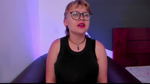 Snapshot of crazy_cakes_ chatting on February 2025 02:40:02 AM Lexie Rose online show from February 2025 02:40:02 AM