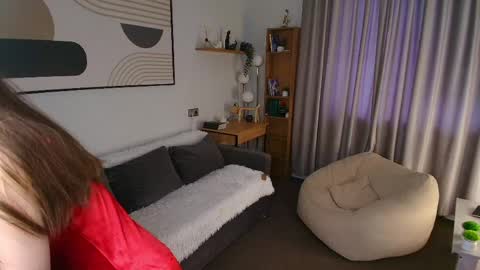 Emma online show from April 2026 07:45:01 AM