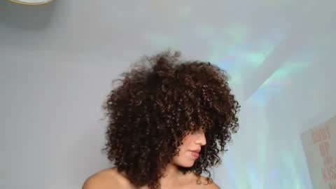 Snapshot of crazy_sweetie chatting on November 2025 03:58:02 PM crazy sweetie online show from November 2025 03:58:02 PM