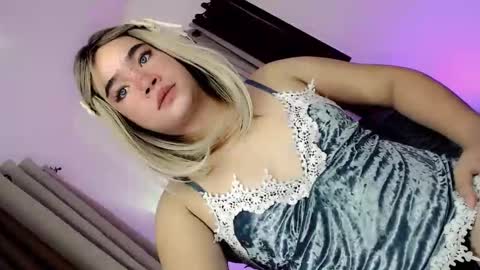 Hot Ayisha online show from November 2025 07:26:01 PM