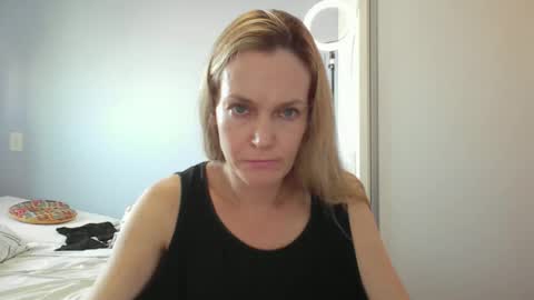 Anny online show from February 2026 10:49:01 AM