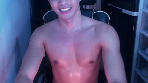 Snapshot of crazyasiancum chatting on December 2025 03:45:02 AM Zion online show from December 2025 03:45:02 AM