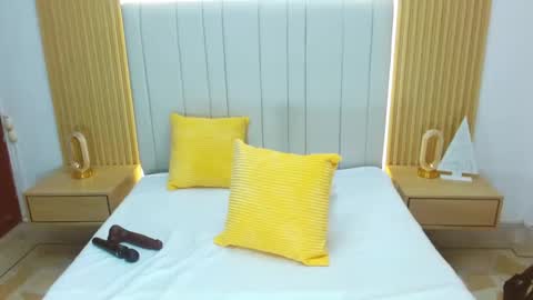 Sara online show from December 2025 12:21:01 PM