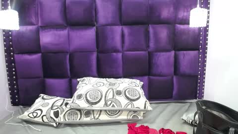 Snapshot of crazyonme chatting on January 2025 03:37:02 AM diosalinda online show from January 2025 03:37:02 AM