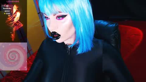 Snapshot of crazypinkyball chatting on June 2026 02:44:02 PM Roxy online show from June 2026 02:44:02 PM