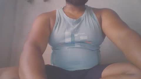 crazzy_booy online show from May 2026 06:21:03 AM