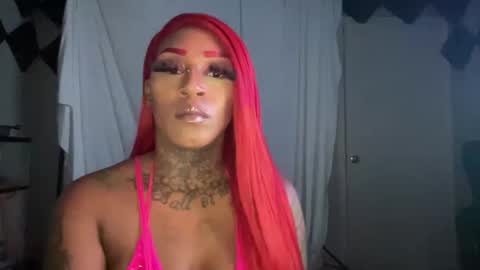 Snapshot of creame_sensation chatting on December 2024 08:52:02 AM PHANTOMTARGARYENXXX online show from December 2024 08:52:02 AM