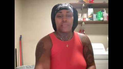 Snapshot of creame_sensation chatting on October 2025 10:47:01 AM PHANTOMTARGARYENXXX online show from October 2025 10:47:01 AM