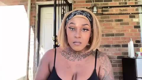 Snapshot of creame_sensation chatting on October 2025 06:52:01 PM PHANTOMTARGARYENXXX online show from October 2025 06:52:01 PM