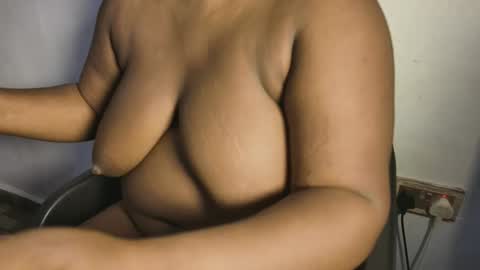 creamyposh1 online show from December 2025 03:37:02 AM