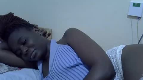 Snapshot of creamyypussyy chatting on January 2026 12:37:01 AM creamyypussyy online show from January 2026 12:37:01 AM