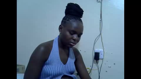 Snapshot of creamyypussyy chatting on February 2026 12:05:02 AM creamyypussyy online show from February 2026 12:05:02 AM