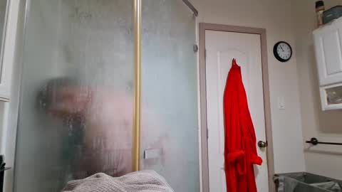 Snapshot of creeeping_death chatting on January 2025 06:53:02 PM The hopeless romantic online show from January 2025 06:53:02 PM