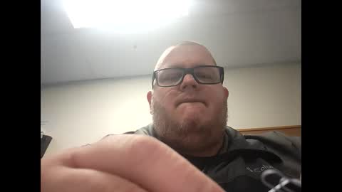 Snapshot of creeeping_death chatting on January 2025 04:19:02 AM The hopeless romantic online show from January 2025 04:19:02 AM