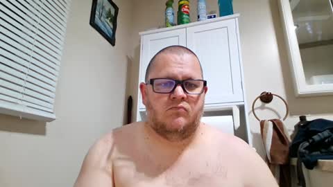 Snapshot of creeeping_death chatting on January 2025 08:15:01 AM The hopeless romantic online show from January 2025 08:15:01 AM