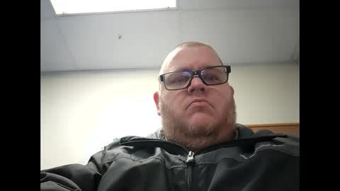 Snapshot of creeeping_death chatting on January 2025 04:59:01 AM The hopeless romantic online show from January 2025 04:59:01 AM