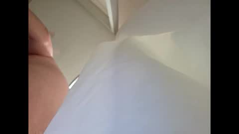 Snapshot of creeeping_death chatting on November 2025 04:33:01 AM The hopeless romantic online show from November 2025 04:33:01 AM