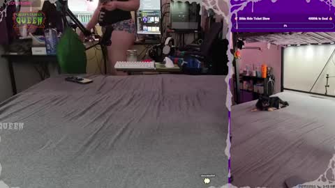 Snapshot of creepycrawlyqueen chatting on January 2025 08:13:02 AM Amethyst online show from January 2025 08:13:02 AM