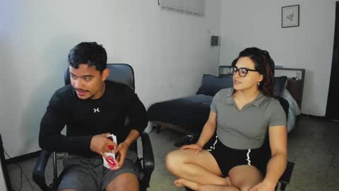 Crimson heart online show from January 2025 10:04:02 PM