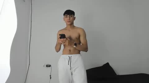 Cristian online show from March 2025 09:51:02 PM