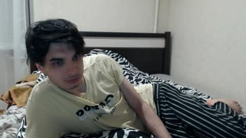 Snapshot of cris_peace chatting on October 2025 04:41:01 PM JOIN IN A FAN CLUB AND YOU WILL HAVE 90 OF MY PHOTOVIDEO FREE FANSLY - online show from October 2025 04:41:01 PM