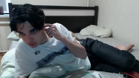 Snapshot of cris_peace chatting on November 2025 09:52:02 AM JOIN IN A FAN CLUB AND YOU WILL HAVE 90 OF MY PHOTOVIDEO FREE FANSLY - online show from November 2025 09:52:02 AM