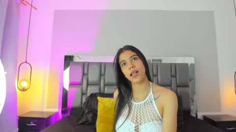 Cris online show from June 2026 12:22:01 PM