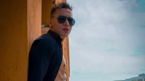 Cristopher online show from April 2026 04:46:01 AM