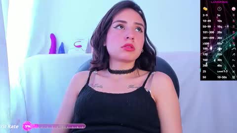 Snapshot of cristal130625 chatting on December 2025 07:18:01 PM cristal130625 online show from December 2025 07:18:01 PM