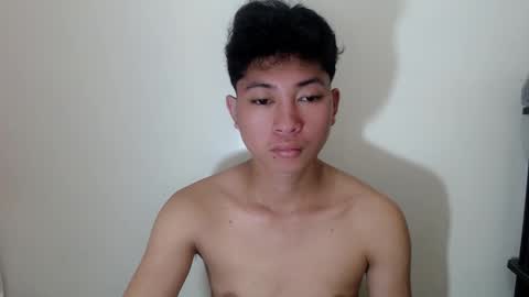 Snapshot of cristal1xox chatting on October 2025 08:11:02 PM cristal1xox online show from October 2025 08:11:02 PM