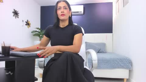 Cristal online show from January 2026 06:23:01 PM