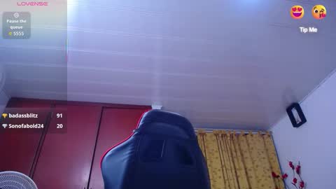 Milena online show from March 2026 08:19:01 AM