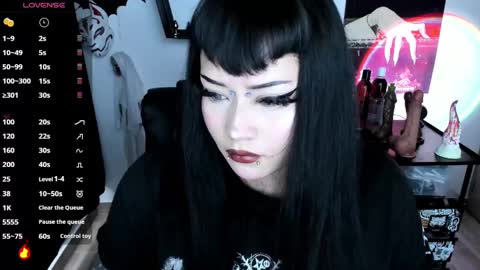 Snapshot of cristal_kosh chatting on September 2025 07:25:01 PM Cris online show from September 2025 07:25:01 PM