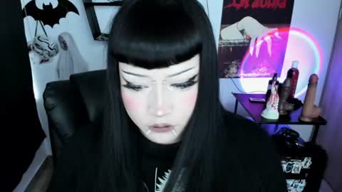 Snapshot of cristal_kosh chatting on August 2026 09:06:01 PM Cris online show from August 2026 09:06:01 PM