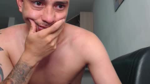 Snapshot of cristal_loverss chatting on October 2025 11:11:02 AM cristal beautiful online show from October 2025 11:11:02 AM