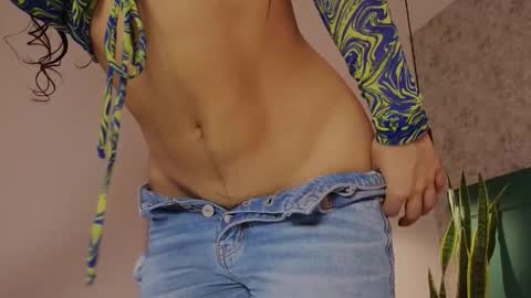 Snapshot of cristal_roberts_ chatting on November 2025 01:44:02 PM Cristal online show from November 2025 01:44:02 PM