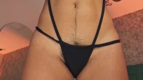 Snapshot of cristal_roberts_ chatting on November 2025 01:22:01 PM Cristal online show from November 2025 01:22:01 PM