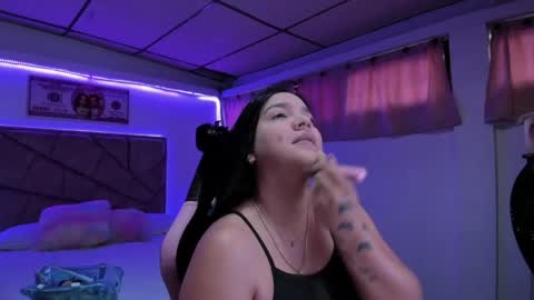 cristal_smith20 online show from April 2026 12:16:02 PM