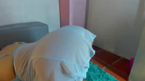 cristal_t2 online show from January 2026 07:49:02 PM