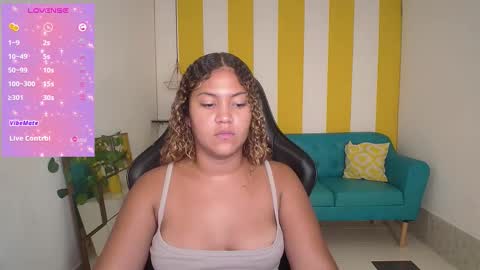 Snapshot of cristal_war chatting on October 2025 11:32:02 PM Cristal online show from October 2025 11:32:02 PM