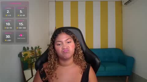 Snapshot of cristal_war chatting on October 2025 01:09:02 AM Cristal online show from October 2025 01:09:02 AM