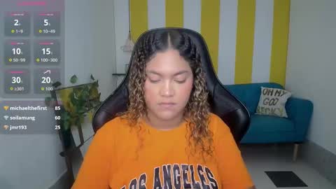 Snapshot of cristal_war chatting on November 2025 11:26:02 PM Cristal online show from November 2025 11:26:02 PM